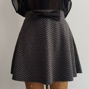 Wet Seal Chevron Skirt w/bow